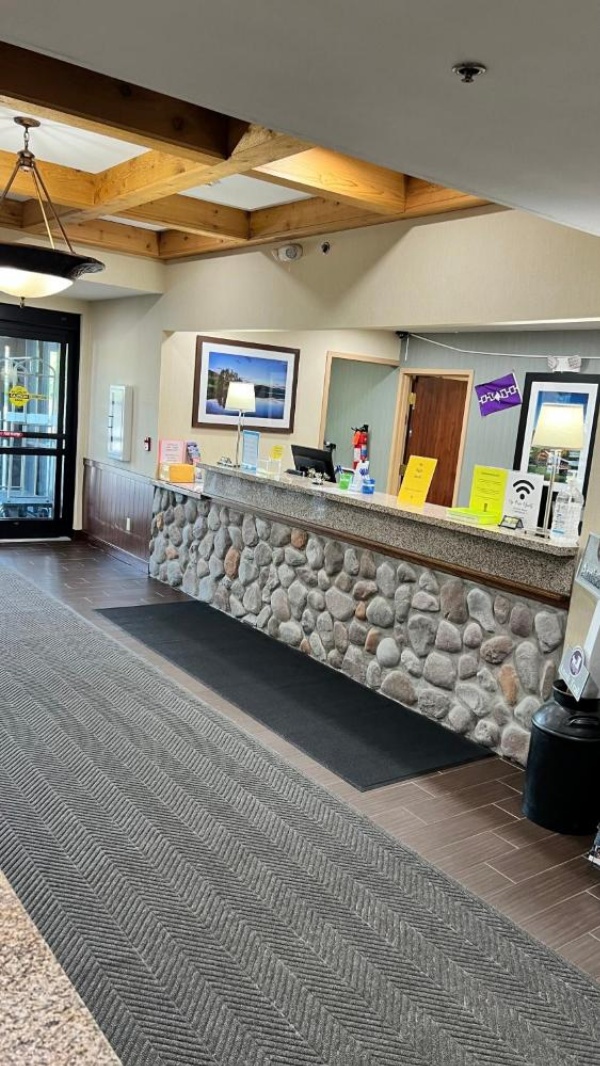 White Pine Lodge image 15